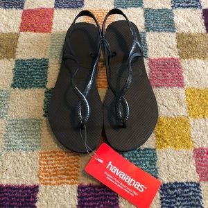 HAVAIANAS Luna Flip Flop NWT